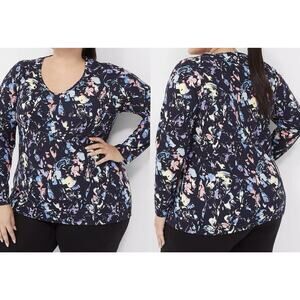Livi Active Plus 26/28 Lane Bryant Active Top Multicolored Long Sleeve